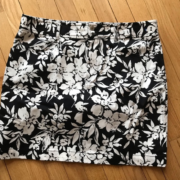 Chaps Dresses & Skirts - Black and white denim skirt